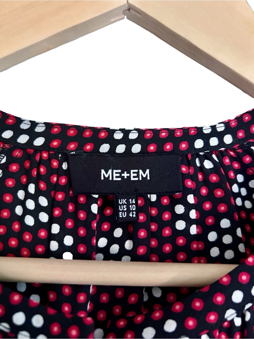 ME+EM 100% Silk Dot Print Blouse Sz 10 Smocked Cuffs Airy Relaxed Fit Boho